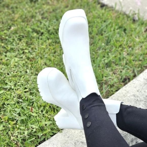 Women's Platform Heel Boots Chunky Ankle White Color - Picture 5 of 6